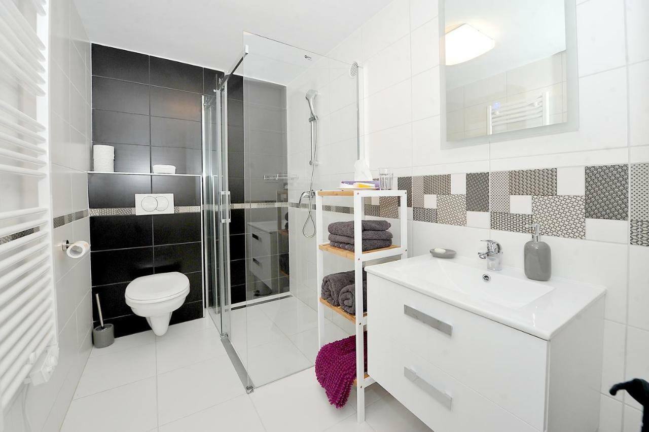 Pure Apartman 페치 외부 사진