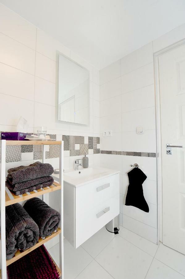 Pure Apartman 페치 외부 사진