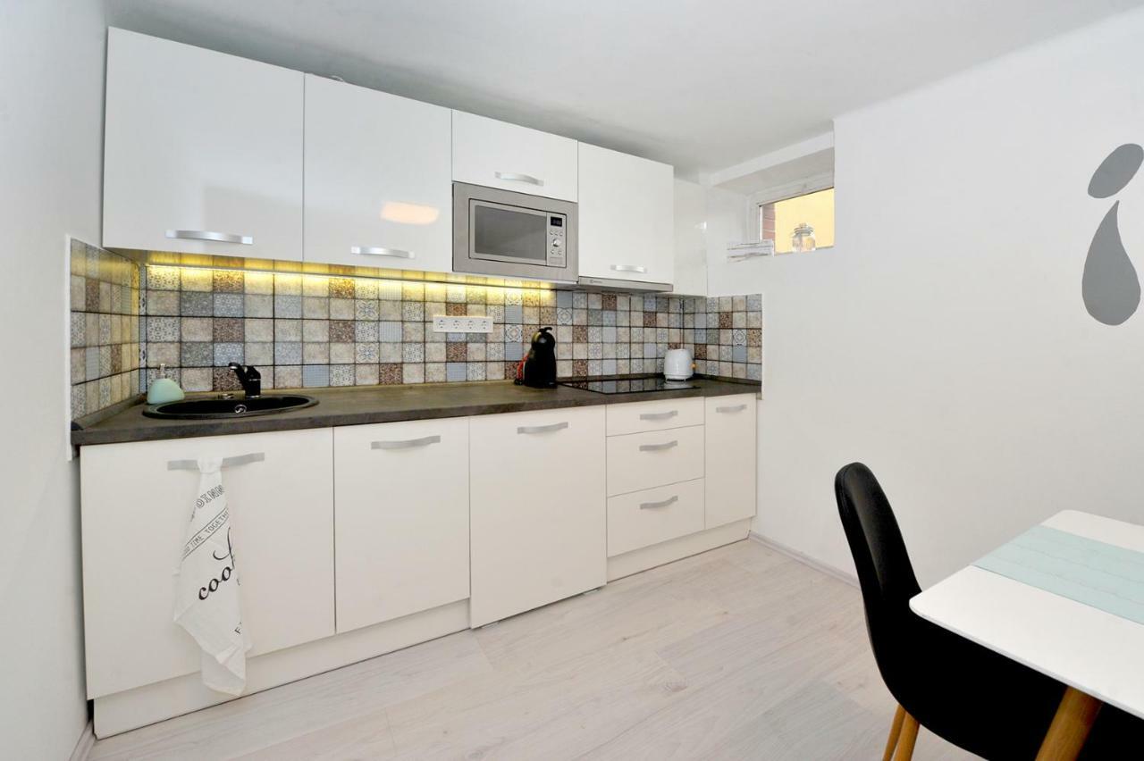 Pure Apartman 페치 외부 사진