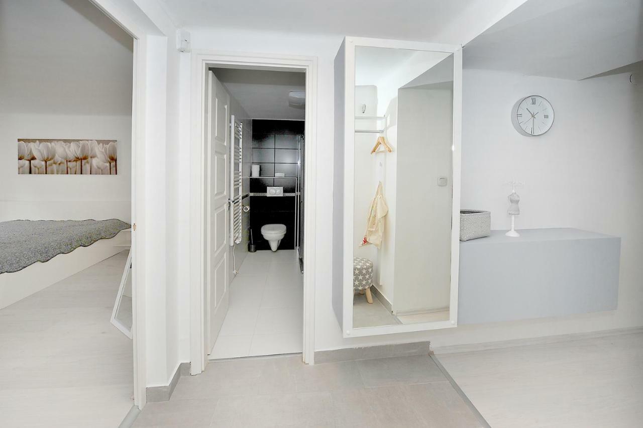 Pure Apartman 페치 외부 사진